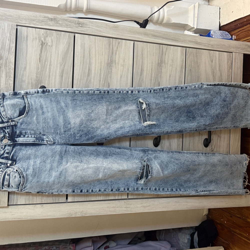 Women's Distressed Gray Straight Leg Jeans